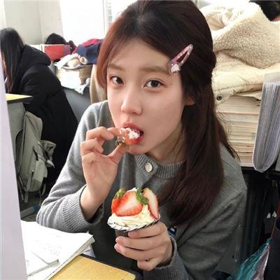 傅总爱惨了乌鸦嘴小秘书