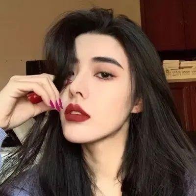 在病娇大佬怀里撒野